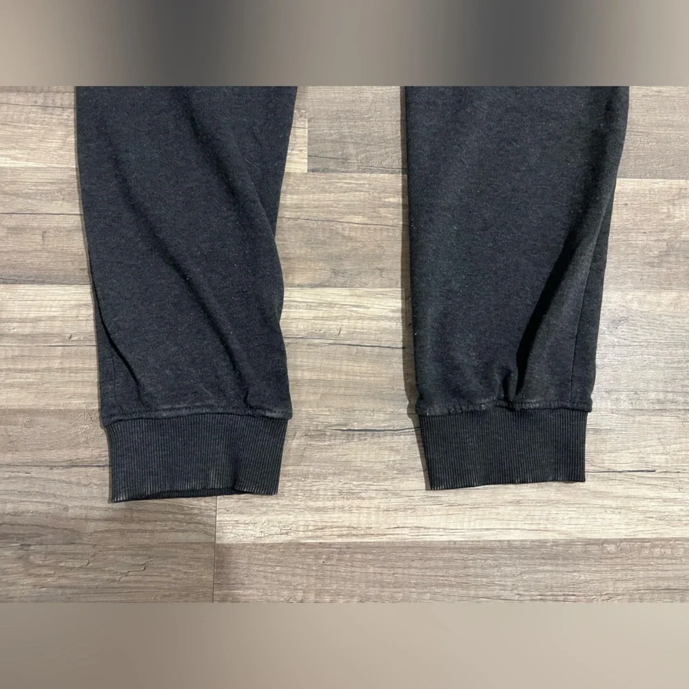 Southpole Men’s Dark Grey Knit Warm Comfy Sweatpants with Drawstring Size Small